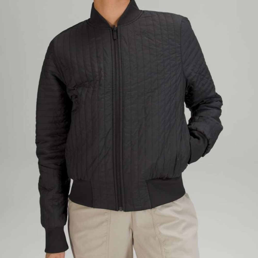 Lululemon Non-Stop Cotton Bomber Jacket
Black, size 6, NWT